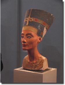 Nefertiti2825